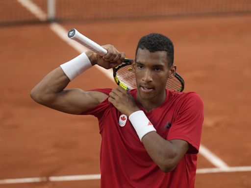 Auger-Aliassime through to semifinal in men's tennis at Paris Olympics