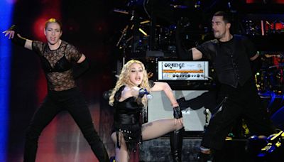 Madonna sorprendió con Salma Hayek en su concierto en México y la actriz vistió como Frida Kahlo - El Diario NY