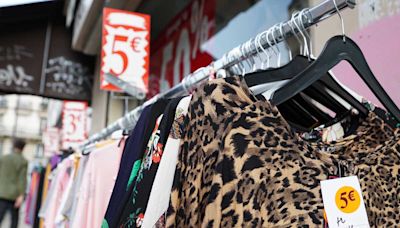Comment un réseau de faux sites de vente de vêtements a arnaqué des milliers de Français