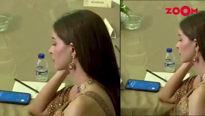 Did Ananya Panday get a call from rumoured BF Walker Blanco during an event? Her reaction goes VIRAL