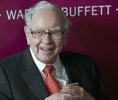 Warren Buffett changes will, reveals what happens to his money after death - Times of India