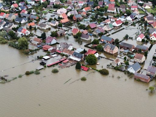 Cinco países envían soldados a Polonia para ayudar en reconstrucción tras inundaciones