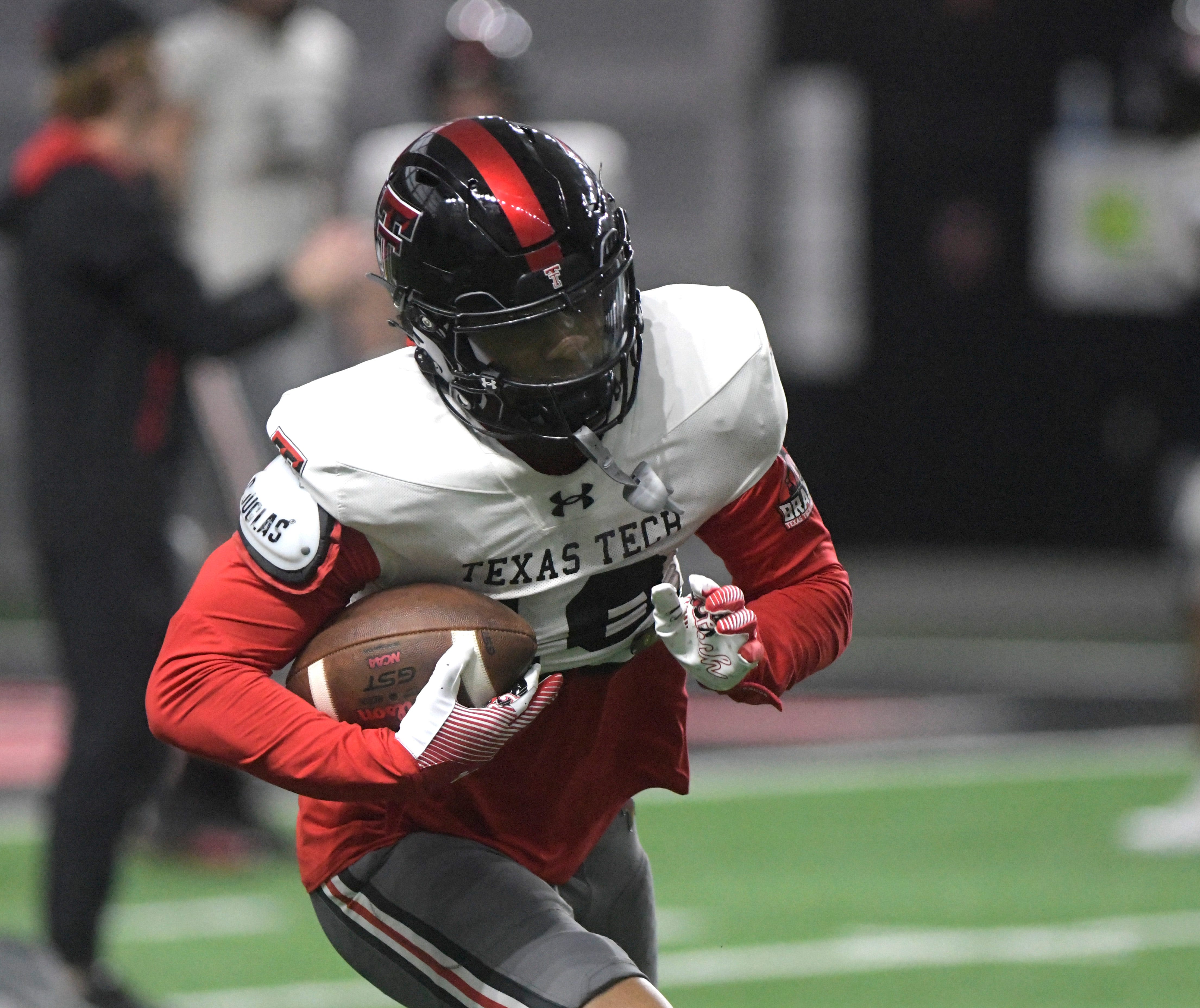 Josh Kelly leads Texas Tech football's top transfer portal acquisitions for 2024