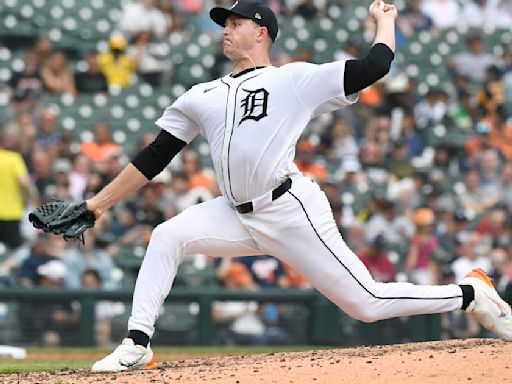 Detroit Tigers and St. Louis Cardinals rained out, will play a traditional doubleheader on Tuesday