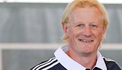 Braveheart Colin Hendry delivers inspiring message to Scotland team who could make history