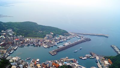 一家大小生計全靠船 漁民懇求擴建野柳漁港避颱風