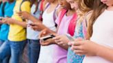El teléfono móvil y los niños: expertos, padres y profesores , de acuerdo en controlar su uso en menores