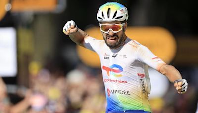 Turgis gana una increíble etapa tras una batalla espectacular entre Pogacar, Evenepoel y Vingegaard en el sterrato del Tour