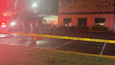 Lightning strike sets BBQ restaurant on fire