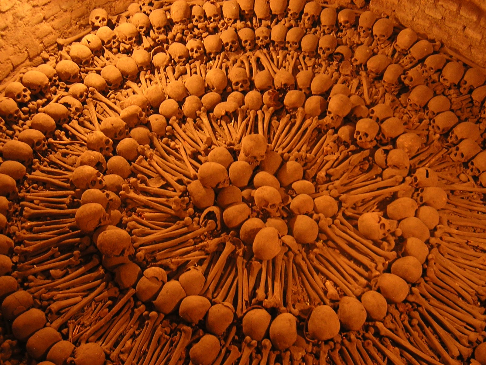 voyage-perou-catacombes-lima.jpg