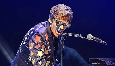 Elton John tribute show set for Monday at Texarkana’s Perot Theatre | Texarkana Gazette