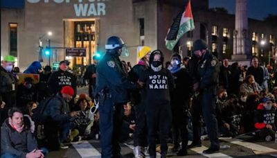 100 manifestantes son detenidos en universidad de Boston