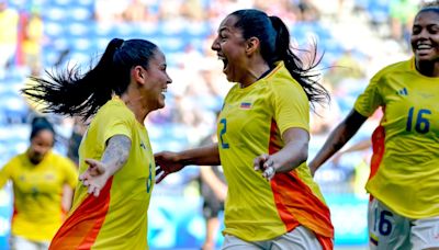 0-2. Marcela Restrepo y Leicy Santos firman la primera victoria olímpica de Colombia