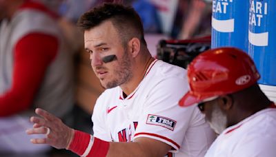 Mike Trout to undergo knee surgery, which isn't expected to be season-ending