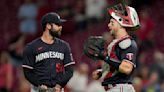 Castro homers, makes pair of spectacular catches to lead Twins over Reds 7-0