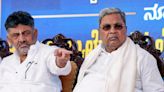 'Let DK Shivakumar Take Over As Chief Minister': Vokkaliga Seer To Siddaramaiah - News18
