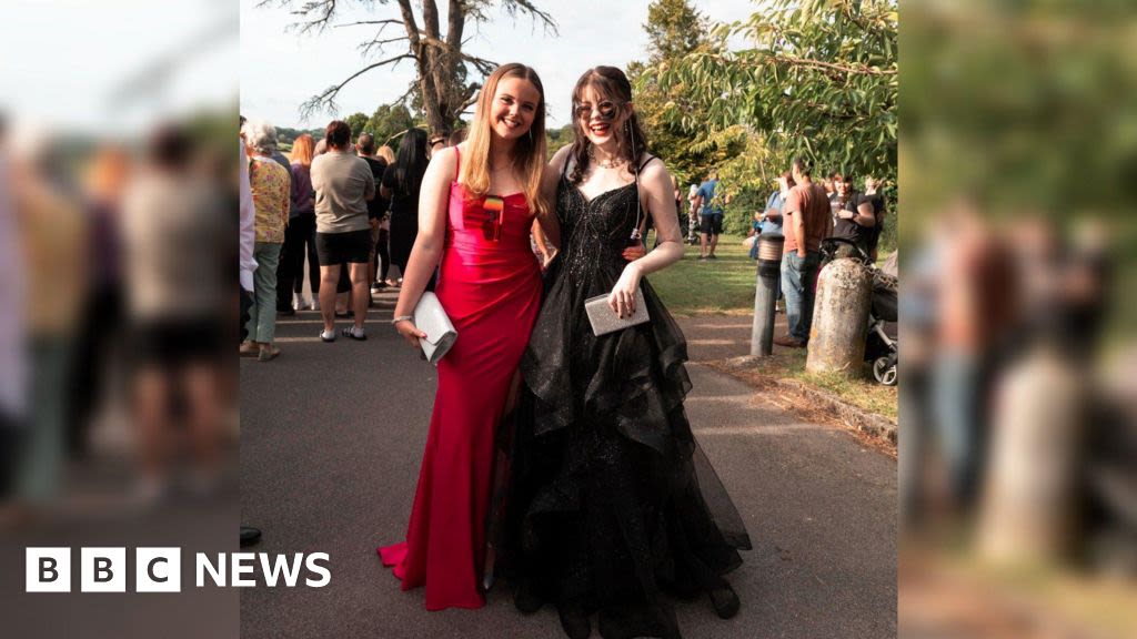 Southampton: Dorset kidney transplant teen gets dream prom night