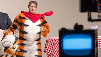 Hugh Grant: Er wird zum Kult-Kater Tony the Tiger von Frosted Flakes