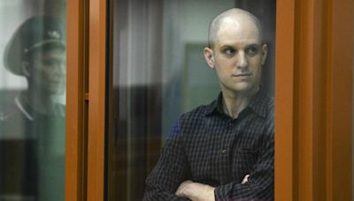 16 años de cárcel: Condena Rusia a periodista estadounidense