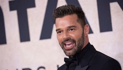 Ricky Martin disfruta con sus hijos de unas vacaciones por Japón