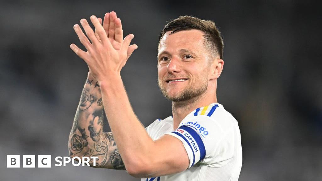 Leeds United news: Liam Cooper on Championship play-off final