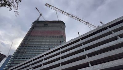 St. Pete condo building soars above city skyline, becomes tallest residential building on Florida's west coast