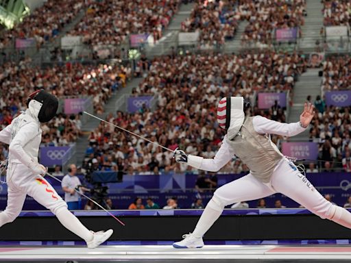 Jackie Dubrovich of Riverdale wins gold medal with U.S. women's fencing team