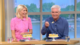 Holly Willoughby returns to 'This Morning' in perfect pink dress