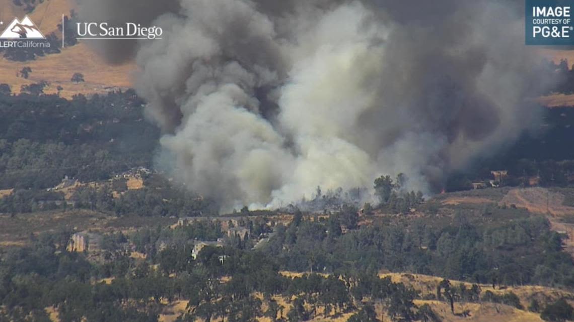 Boyles Fire in Lake County: About 30 structures on fire, evacuations underway in Clearlake