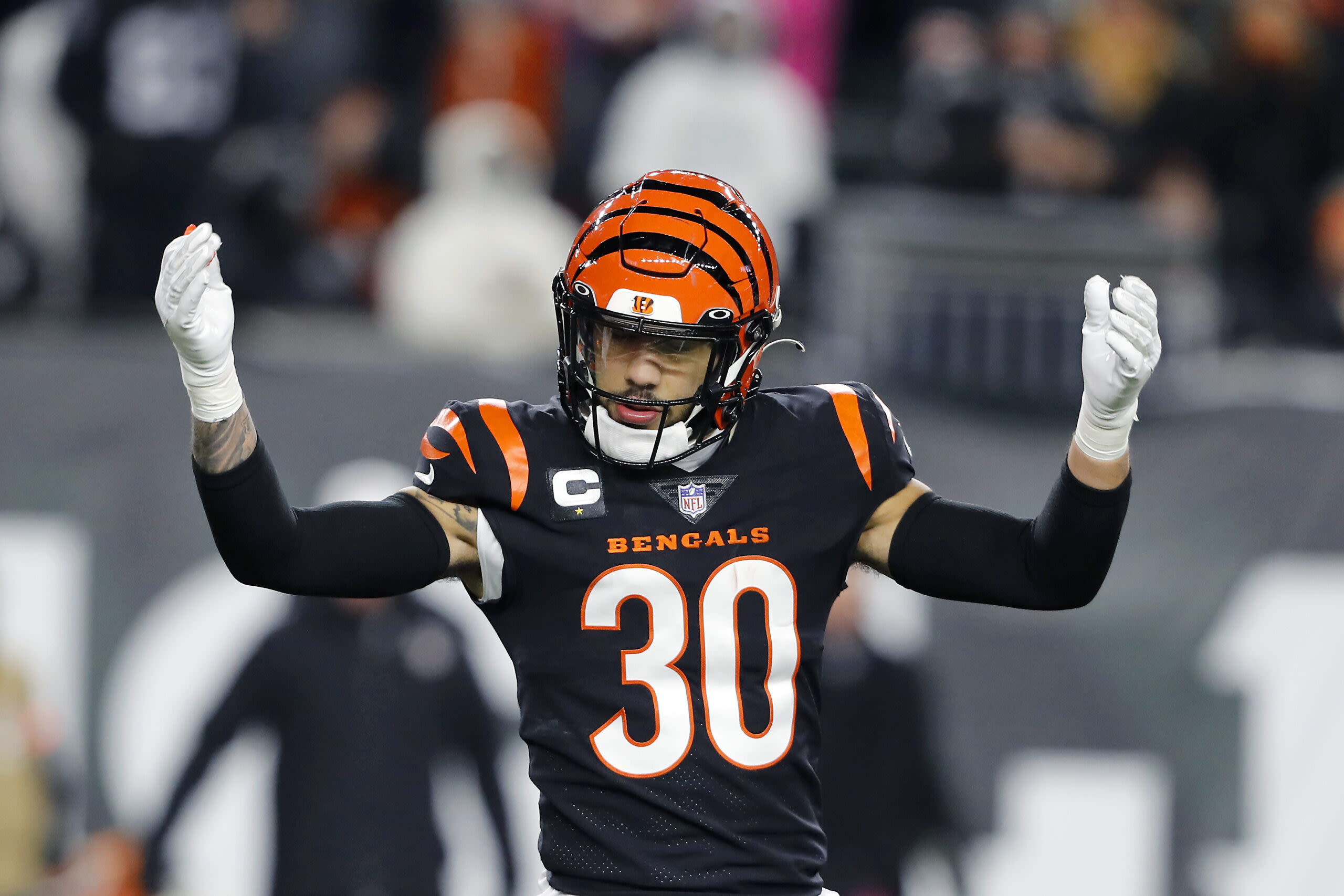 Former Bengals safety Jessie Bates comments on Tee Higgins’ situation