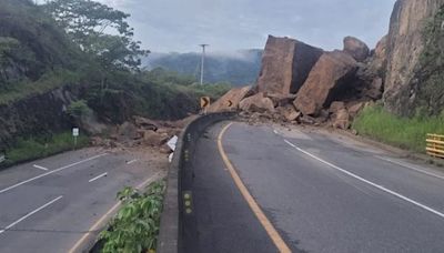 Cierre total en la vía a Guaduas, en Cundinamarca