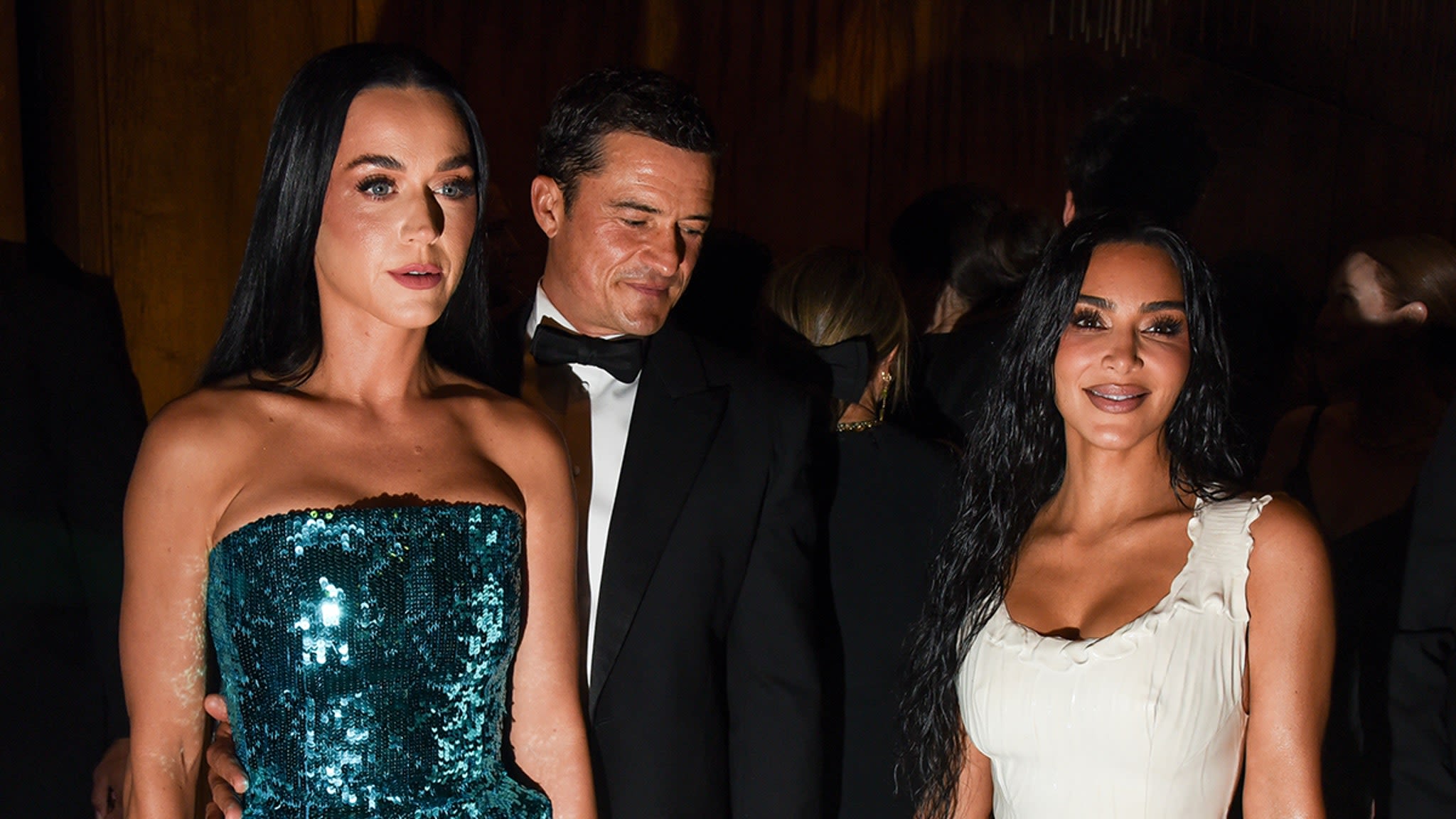 Orlando Bloom Appears to Check Out Kim Kardashian's Famous Backside