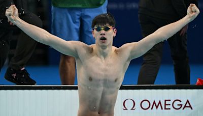 China shrug off doping controversy, win 12 Olympic swimming medals