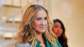 The Highlighter Used on Carrie Bradshaw in 'And Just Like That..' Gives Shoppers "Healthy and Glowing" Skin