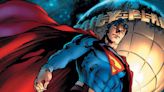 La película de Superman revela sus primeros detalles y recibe a un director de Marvel