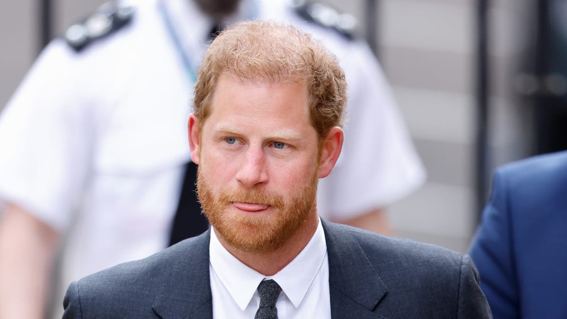 Prince William’s Friends Ridicule Prince Harry’s ‘Very Thick’ Strategy