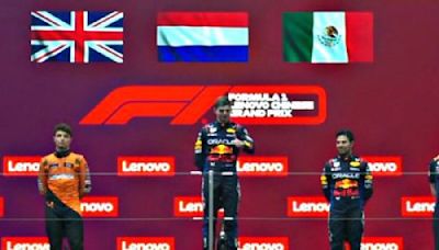 Checo Pérez y Max Verstappen dejan solo a Landon Norris en festejo del GP de China