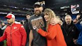Hernández: Taylor Swift-Travis Kelce is a cliché queen-football star romance that America loves