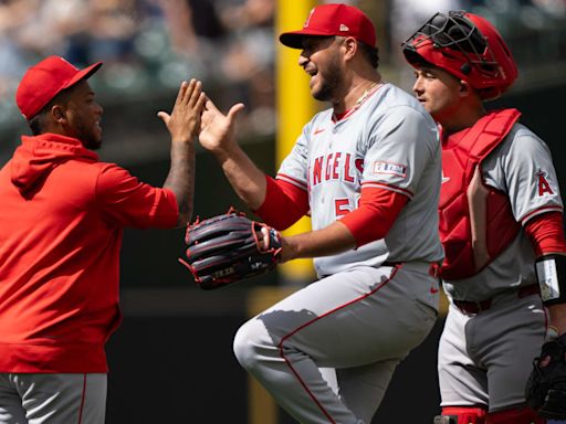 Angel Notes: Unfortunate Mike Trout Update, Pregame Spread, Angels Sign Draft Pick