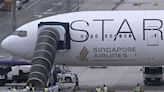 Singapore Air CEO thanks staff after turbulent flight