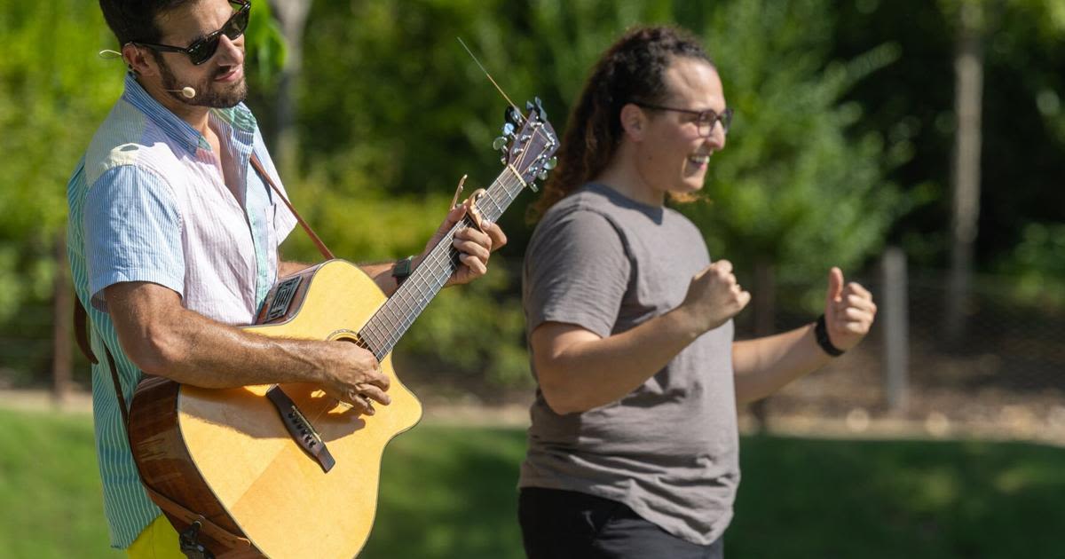 Bob Dylan and Woody Guthrie centers host first Family Folk Fest