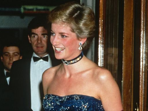 Largest collection of Diana's items since 1997 heads to auction