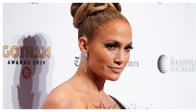 Jennifer Lopez Sends Divorce Rumors Into Overdrive With New Statement Necklace