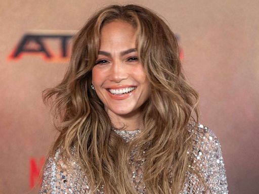 Jennifer Lopez Sparkles in Mexico City, Plus Bella Hadid, Avril Lavigne, Jada Pinkett Smith and More