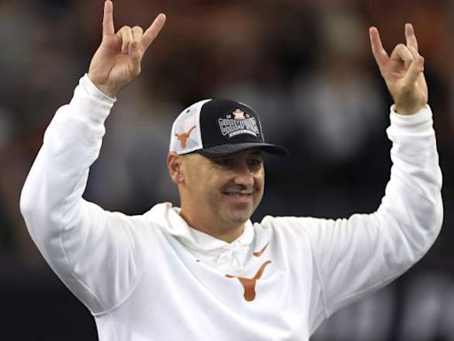 Texas Football Lands Potential $300,000 Star Receiver Over Alabama