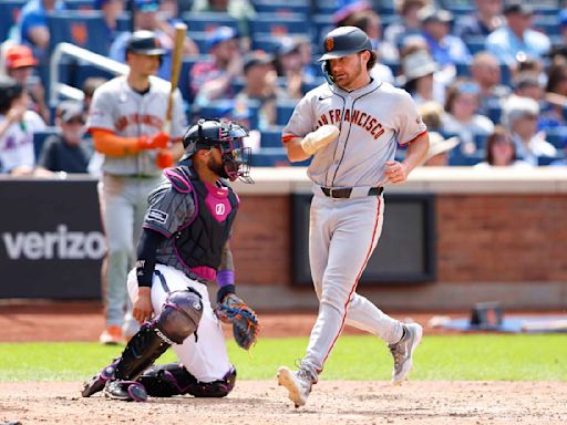 Edwin Díaz blows save for skidding Mets as Giants win 7-2 in 10 innings