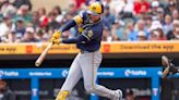 Rhys Hoskins, Eric Haase power Brewers past Twins