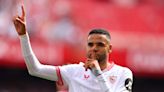 Roma fight Fenerbahce for Sevilla striker En-Nesyri