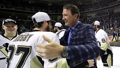 Hockey Hall of Famers Who Played With Sidney Crosby