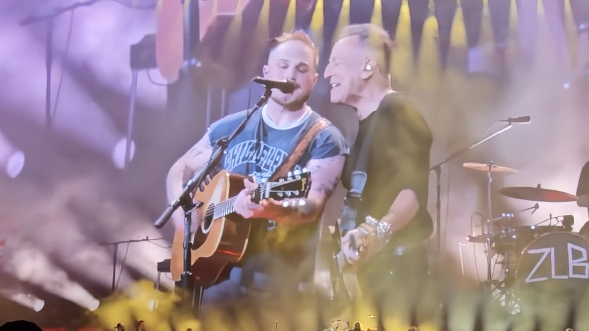 Zach Bryan Brings Out Bruce Springsteen to Duet “Atlantic City” and “Sandpaper”: Watch